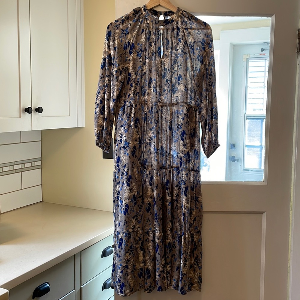 Adorable floral prairie dress